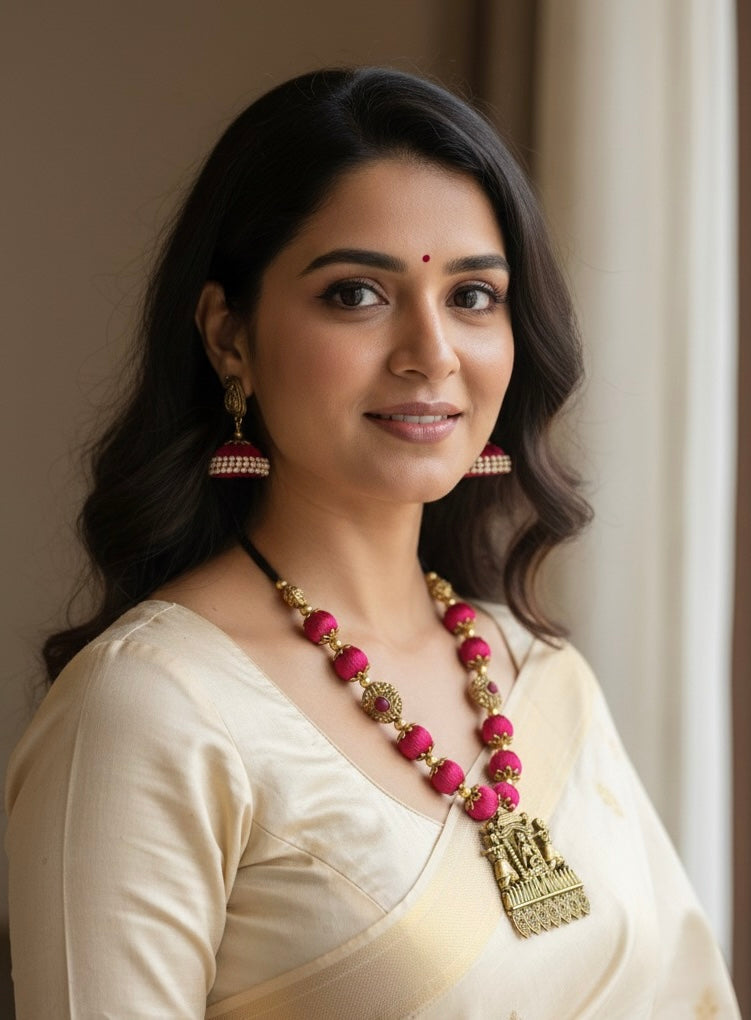 Silk thread pendant necklace