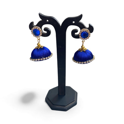 Silk thread single colour necklace blue