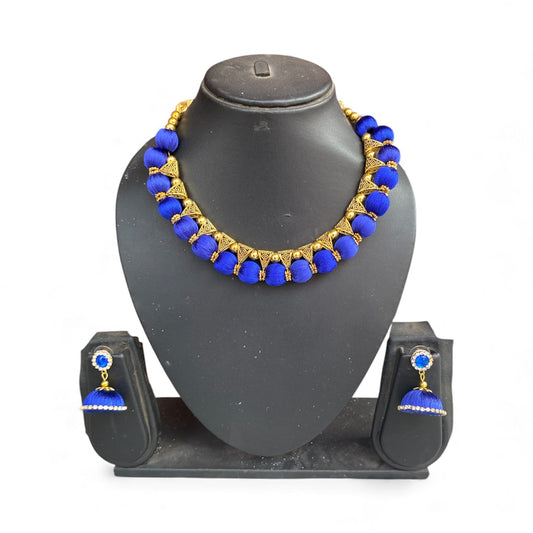 Silk thread single colour choker set