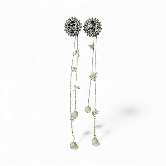 Oxidised chain earring with stud