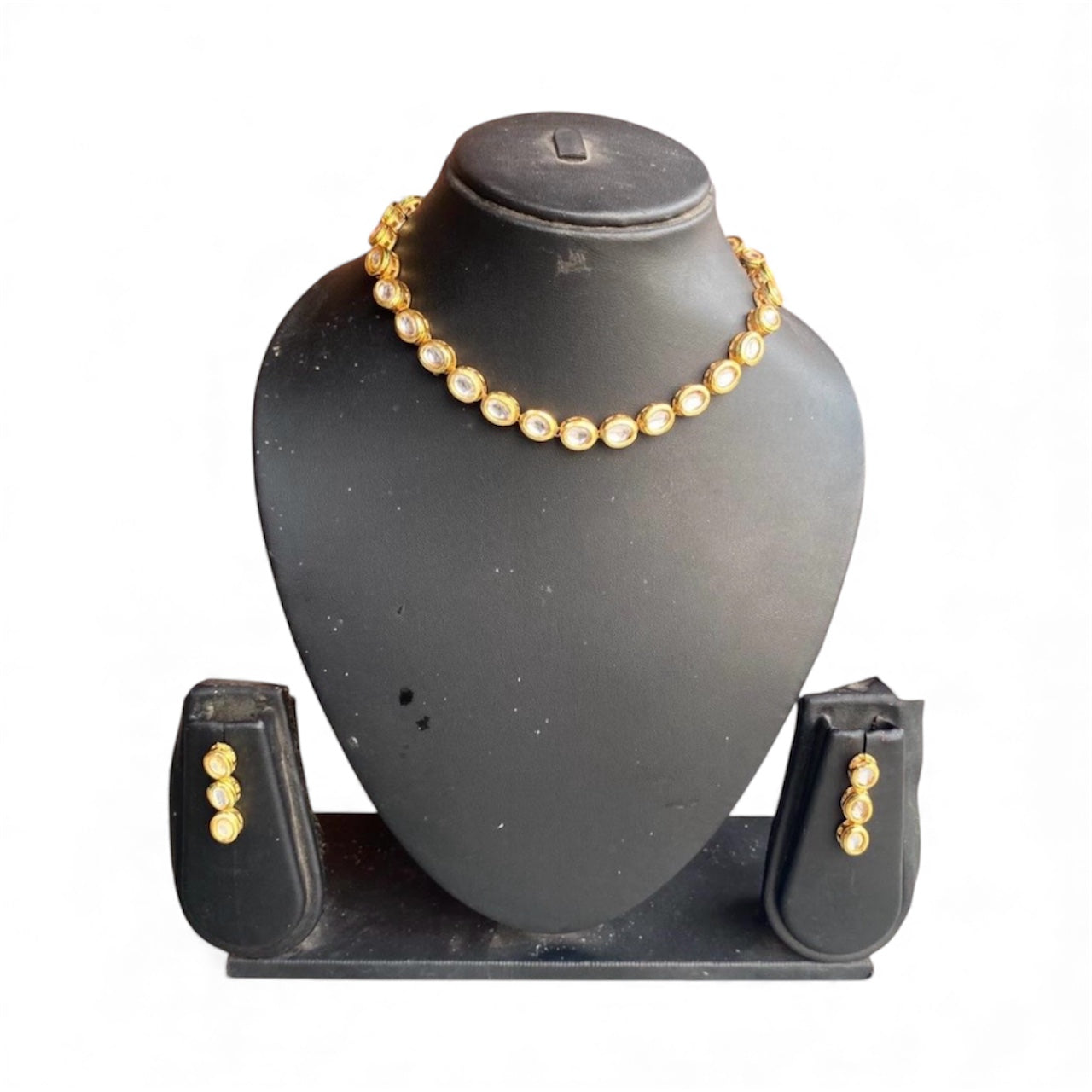 Simple kundan choker