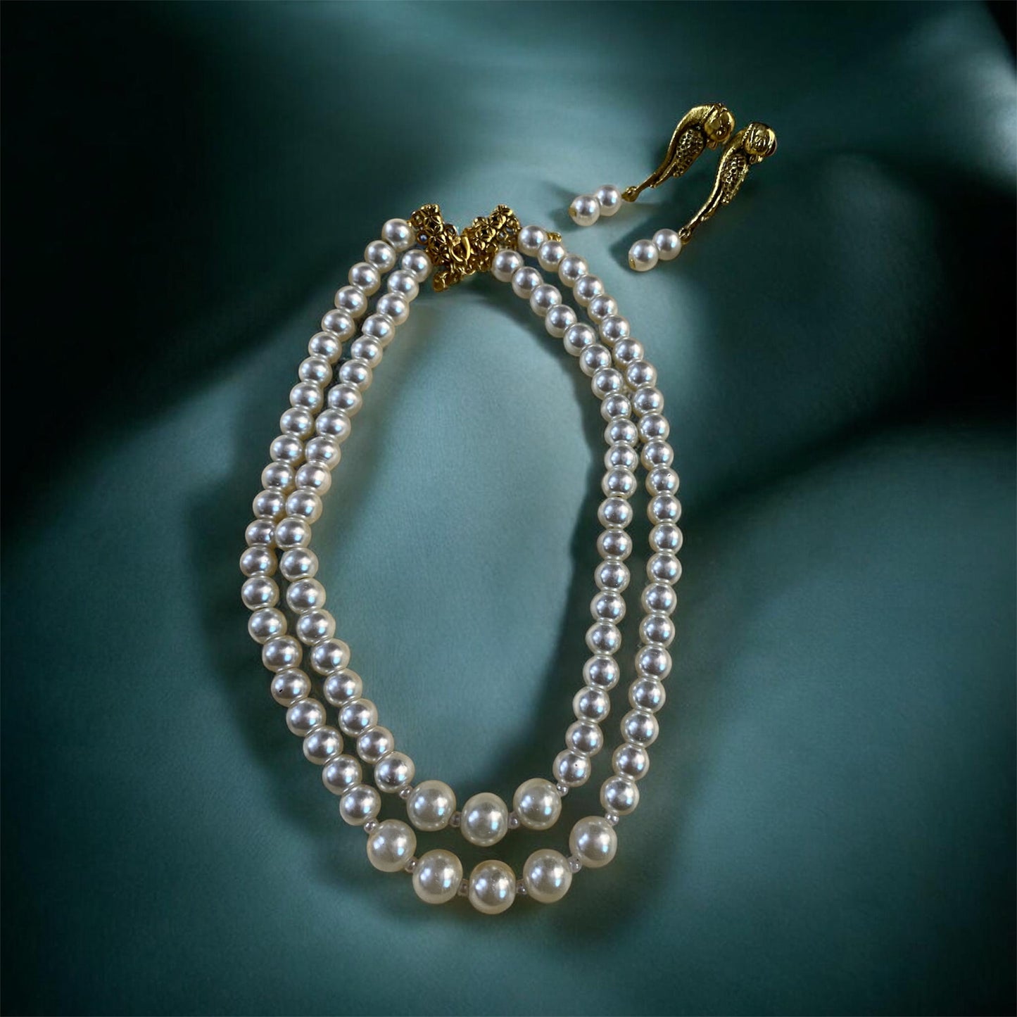 Beautiful double layered pearl necklace