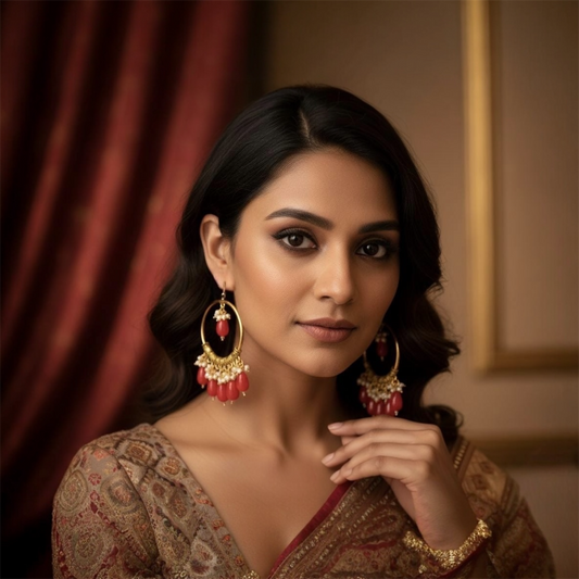 Beaded hoop earring (red)